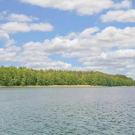 Appartamento Cozy In With Wifi Dominikowo