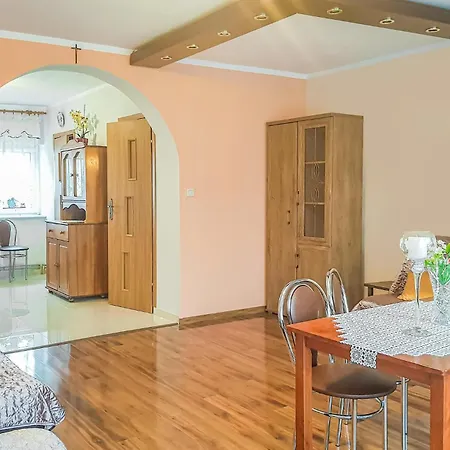 Appartamento Cozy In With Wifi Dominikowo